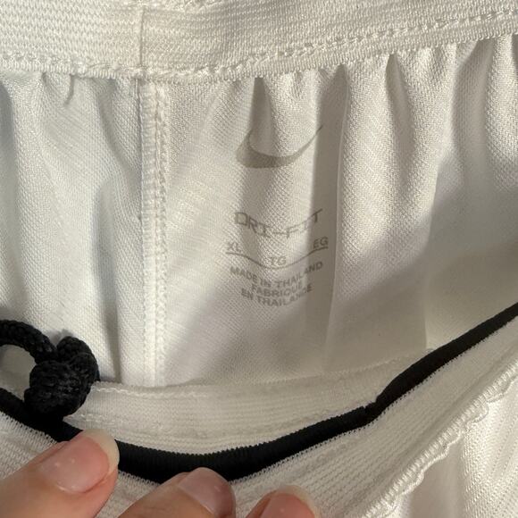 Nike Dri-FIT I So Fly Women's Basketball Shorts white/black XL - Picture 7 of 7